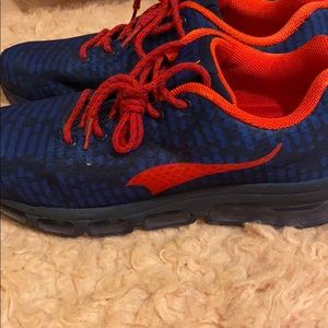I am selling these Navy blue and red shoes